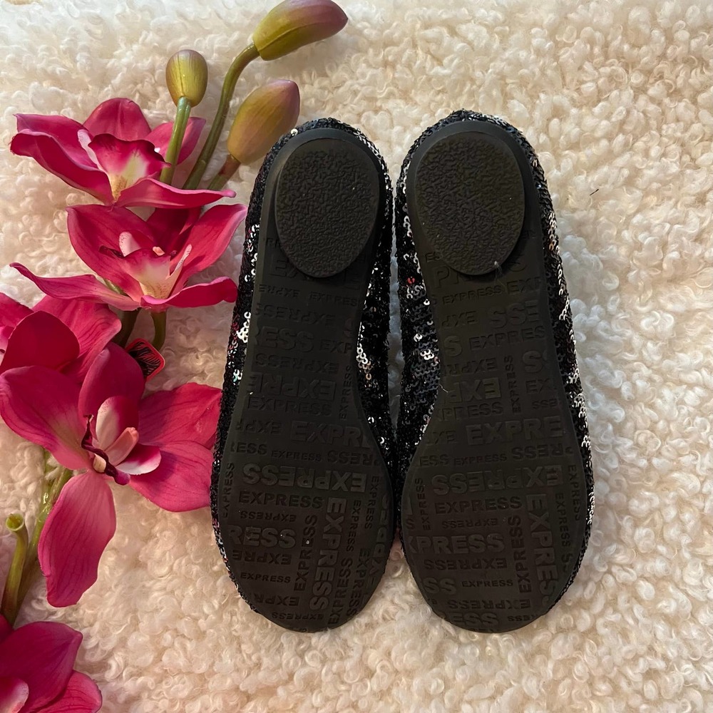 Express Open Toe Sequined Flats Size 6 - image 6